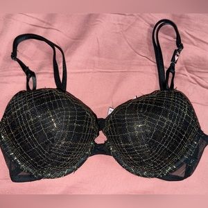 Victoria Secret Push Up Bra 34B